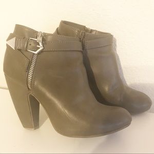 Steve Madden ankle booties